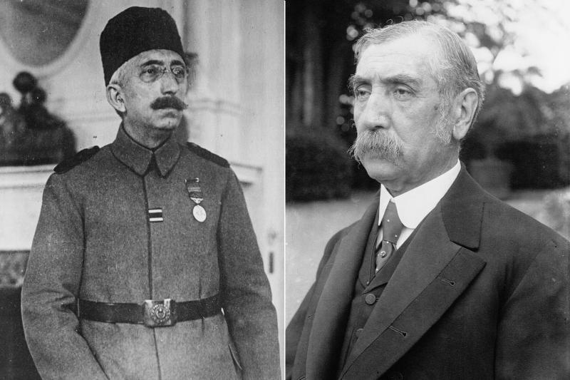 Sultan Vahdettin (solda), Damat Ferit Paşa (sağda) Fotoğraflar Wikipedia.jpg