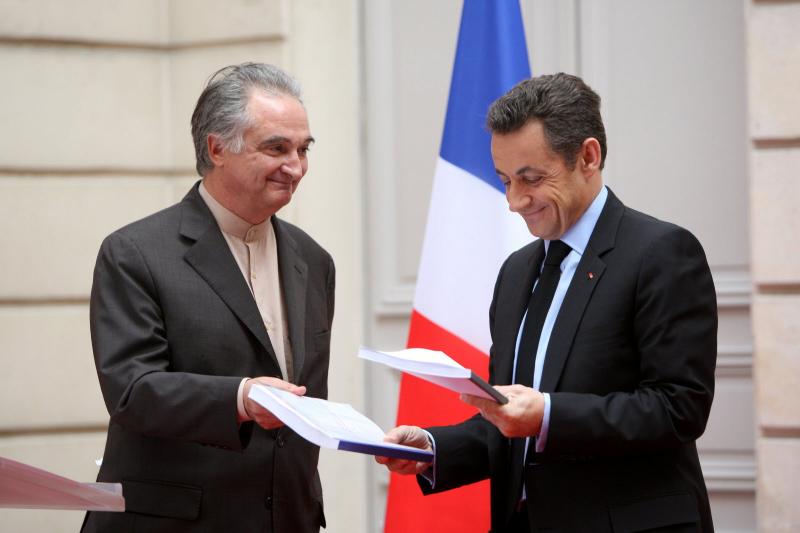 Attali Sarkozy AFP.jpg