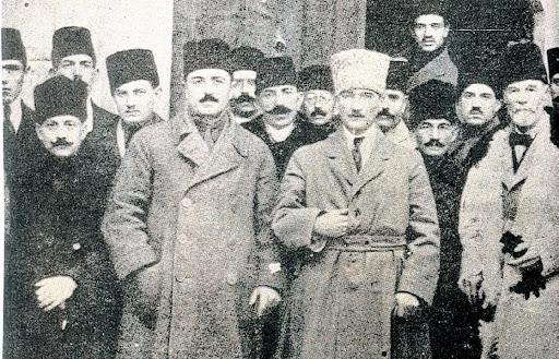 rauf paşa atatürk.jpg