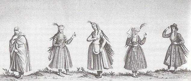 Kadın, el attığı çok şeyi güzel ve barışçıl yaparak adaleti sağlar_ hayatı yaşanılır kılar.jpg Kadın, el attığı çok şeyi güzel ve barışçıl yaparak adaleti sağlar_ hayatı yaşanılır kılar.jpg