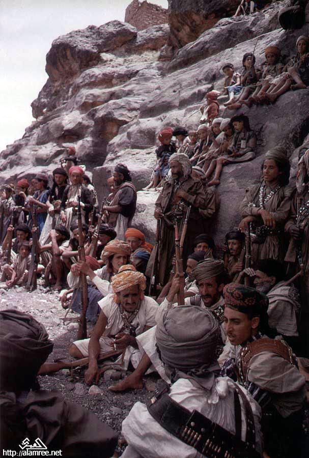 Yemen 1962-İç savaşta Kral yanlısı isyancı aşiret milisleri.jpg