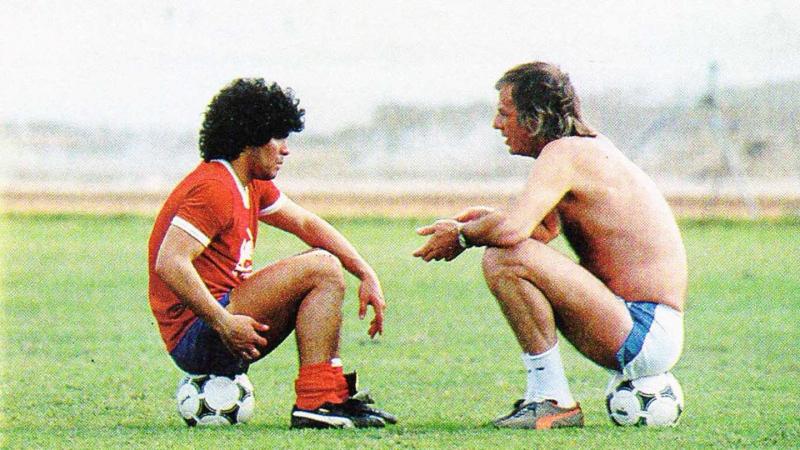 13 Arjantin Milli Takımı teknik direktörü Cesar Luis Menotti ile antremanda. 1978 Dünya Kupası..jpg