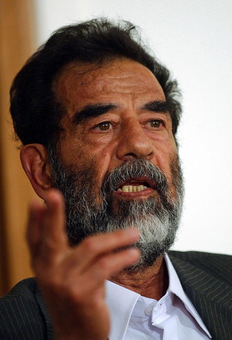 Saddam Hüseyin Wikipedia.jpg