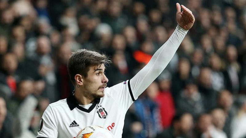 Dorukhan Toköz-AA.jpg Dorukhan Toköz-AA.jpg