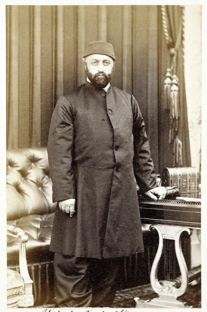 sultan abdulaziz paris te
