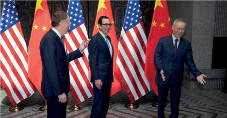 21 Temmuz 2019, Çin Başkan yardımcısLiu He,  ABD Ticari Temsilcisi Robert Lighthizer ve Hazine Bakanı Seteven Manuchin ile Şanghay’da buluştu. Fotoğraf NG Han Guan-Pool Reuters kanalıyla.png