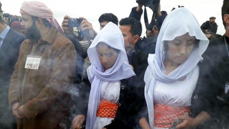 Şengal, Ninova, Mart 2019,Ezidilerin ilk toplu mezarlarının kazı törenine katılan IŞİD mağdurlarının aileleri Foto İbrahim Ezidi.jpeg