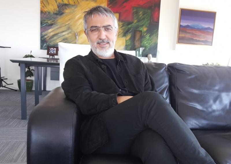 erkan mumcu iç.jpg