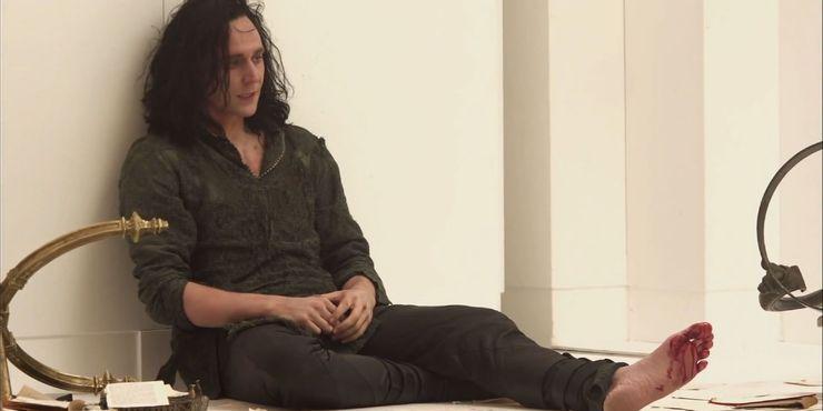 Loki-Prison-Thor-Dark-World.jpg