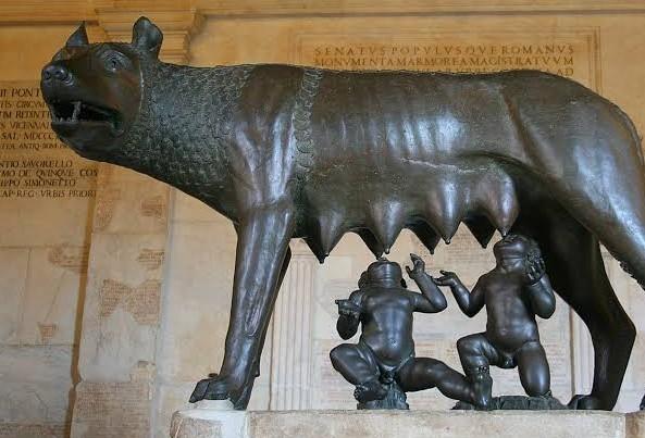 Romus ve Romulus kardeşler.jpg