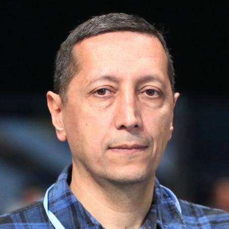 özgür gürbüz.jpg