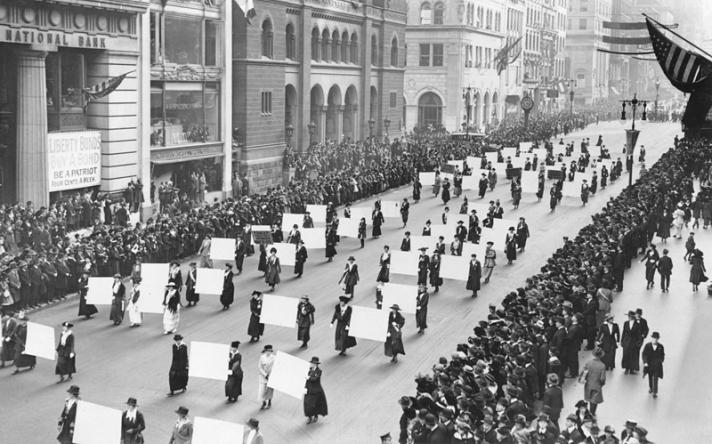 Yıl 1917,Amerika'da kadın gösterisi-kaynak, Pandora kaydı, 2.jpg