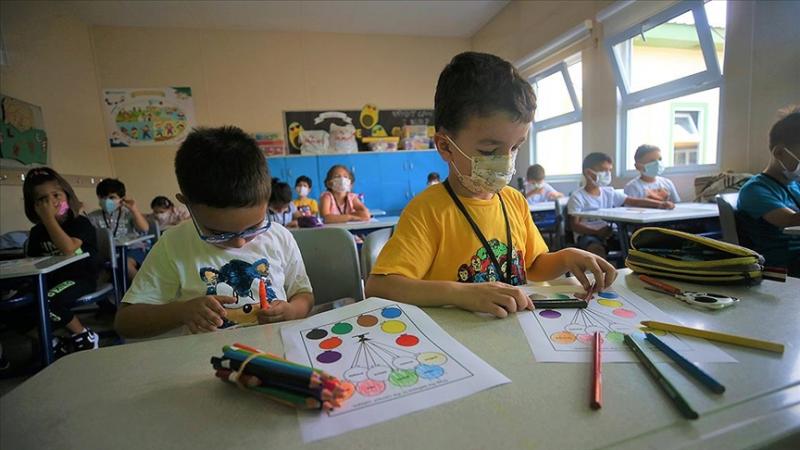 Yüz yüze eğitimin üçüncü haftasında bilanço ağırlaşıyor: Bin 630 sınıf karantinada
