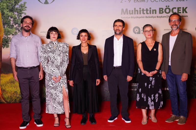 ULUSAL UZUN METRAJ YARIŞMA JÜRİ.JPG