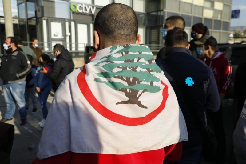 Semir Caca'yı destekleyen protestocular-Kaynak, El Nahar gazetesi. .jpg