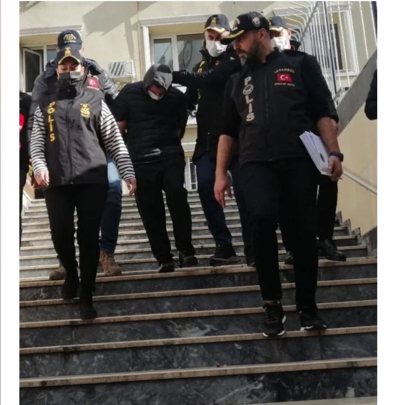 çağdaş.jpg