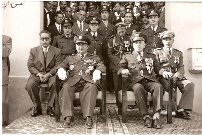 Cumhurbaşkanı Fevzi Selu (solda) ile General Edip Çiçekli ile.Kaynak-ajdadalarab.jpg