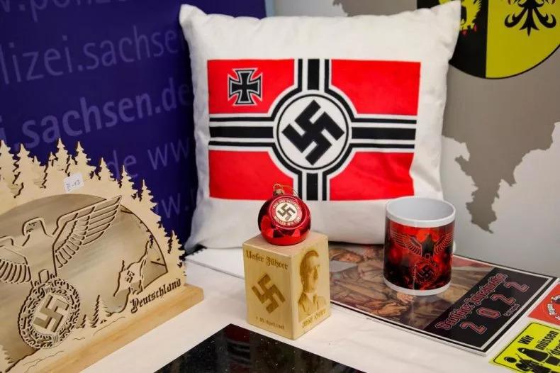 Neo Nazi ürünleri