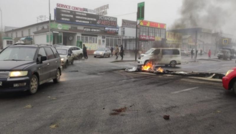 Kazakistan'da protestolar sürüyor