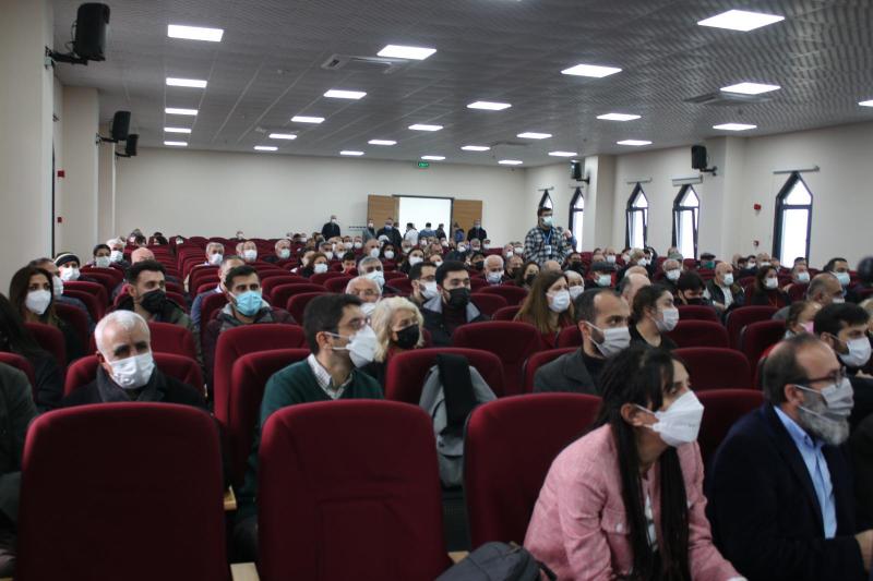 akademi.jpg