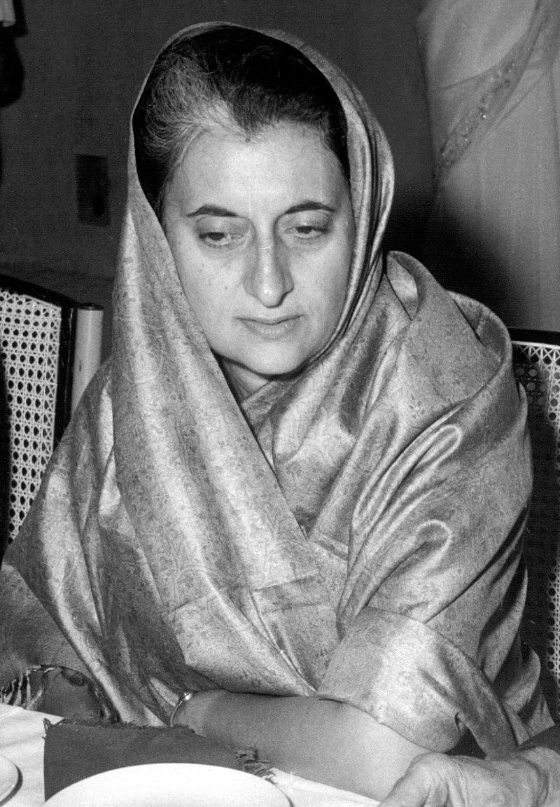 İndra Gandhi, Hindistan tarihinin tek kadın başbakanı.  .jpg
