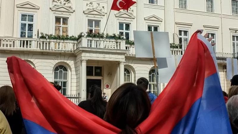 TürkiyeAnkara ve Erivan ilişkileri düzeltmek için adımlar atmaya devam ediyor