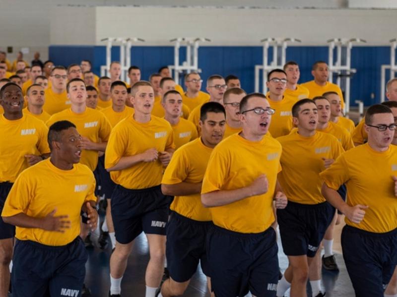 ABD ordusu acemi birliği eğitimi (Camilo Fernan / ABD Deniz Kuvvetleri)