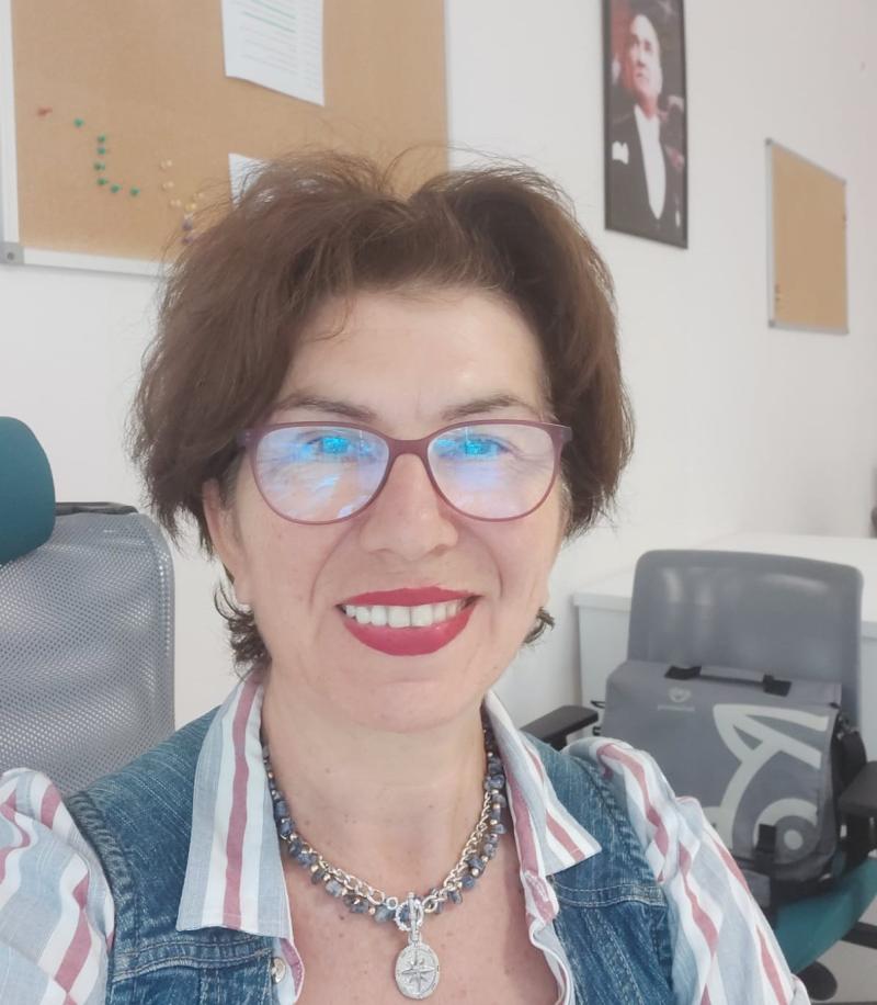 Doç. Dr. Arzu Baloğlu.jpeg
