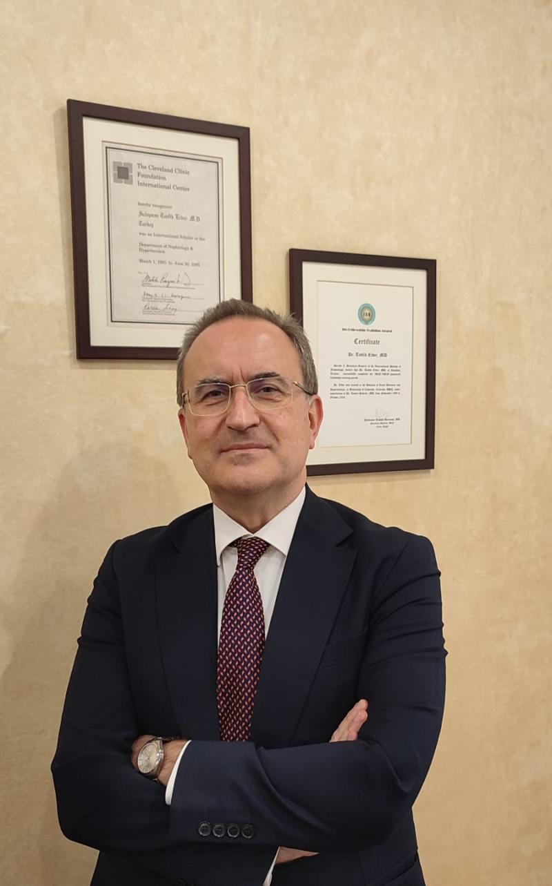 Prof. Dr. Tevfik Ecder.JPG