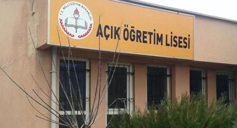 açıköğretimlisesi1.jpg