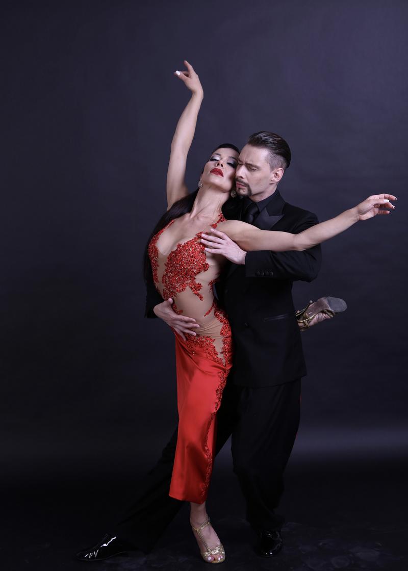 Dmitry Kuznetsov & Olga Nikola.jpg