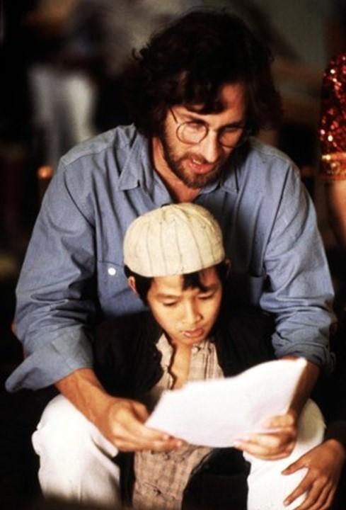 Ke Huy Quan & Steven Spielberg (2).jpg