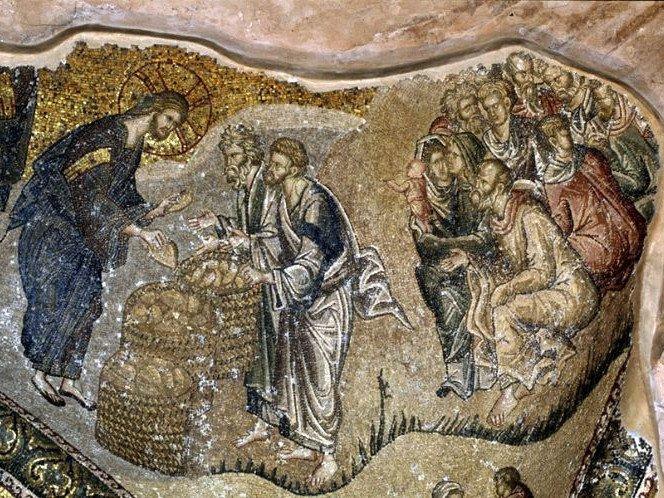 Eskiden kilise olan İstanbul Kariye Camisi'nde İsa'nın 5 bin kişiyi ekmekle doyurması tasviri. Bu münasebetle  Ekmek ve Şarap ayini yapılır-Kayn.jpg