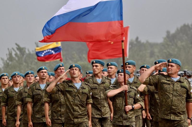 Çin ve Rusya askerlerinin ortak manevrası. Fotoğraf-Reuters.jpg
