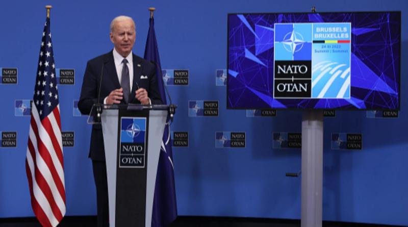 Joe Biden, Brüksel'deki NATO Zirvesi'nde konuşuyor. Kaynak-orient-news.JPG