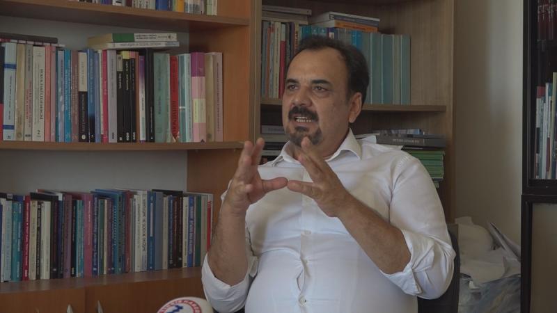 Dicle Üniversitesi Sosyoloji Bölümü'nden Prof. Dr. Rüstem Erkan.jpeg