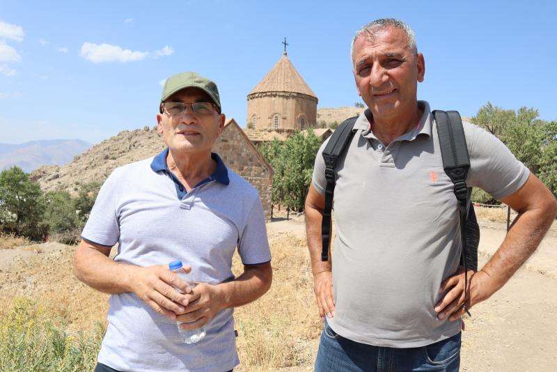 Ayin için Almanya’dan gelen Diyarbakır’lı  Kirkor Azadyan ve İstanbul’lu Avedis Araksyan.JPG