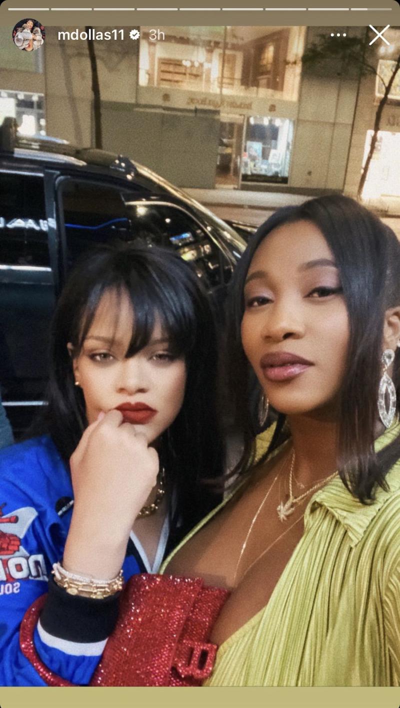 Melissa Forde'un hikayesinde paylaştığı fotoğrafta Rihanna'nın saç stilini değiştirdiği görüldü (Instagram / @mdollas11)