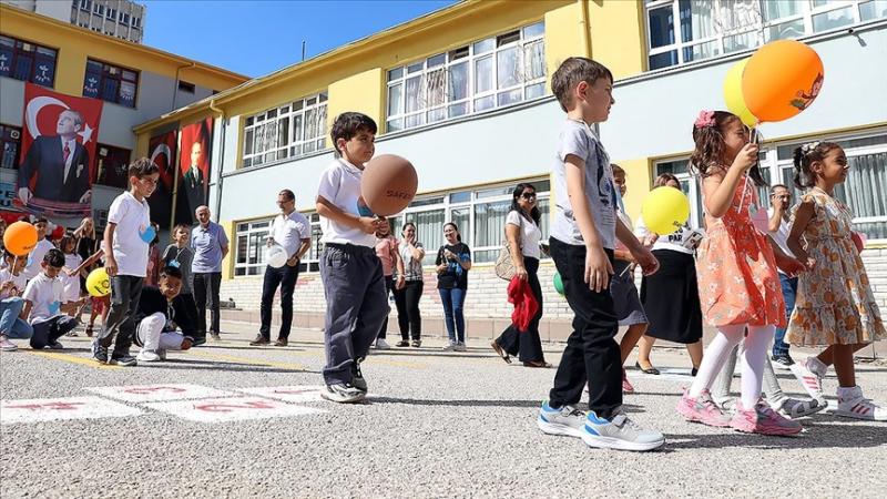 öğrenciler.jpg