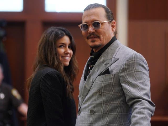 Avukat Camille Vasquez ve Johnny Depp duruşmada