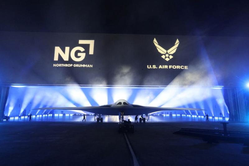 B-21 raider bombardıman uçağı.jpg