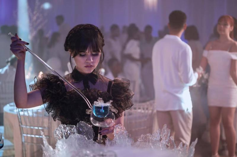 Jenna Ortega, Wednesday'in 4. bölümünde (Netflix)