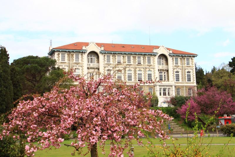 Boğaziçi Üniversitesi (1).jpg