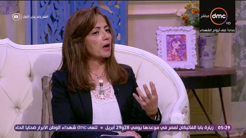 Yazar-gazeteci Emine Hayri, El Ezher kurumunun dini söylemini yenilemesini istiyor. Kaynak-Youtube.jpg