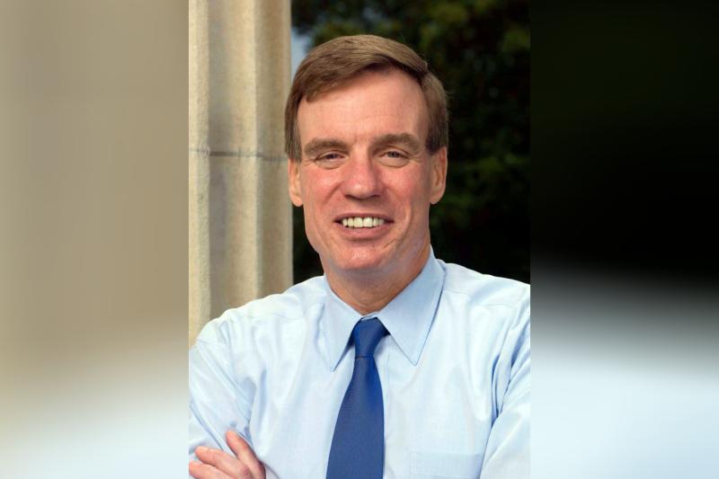 Virginia Senatörü Demokrat Mark Warner _ Fotoğraf_ AP.jpg