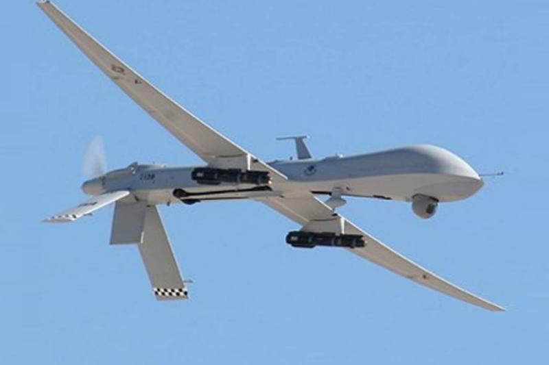 İHA-MQ-1-Predator modeli.jpg