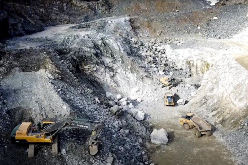 Bikita Minerals'in Zimbabve'nin Masvingo eyaletindeki lityum madeni. Çinli firma Sinomine Resource Group, Ocak ayında Bikita Minerals'i satın aldıHandout.jpg