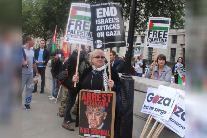 Gazze'ye bomba yağdıran Netanyahu'yu protesto. 2015 Londra. .jpg