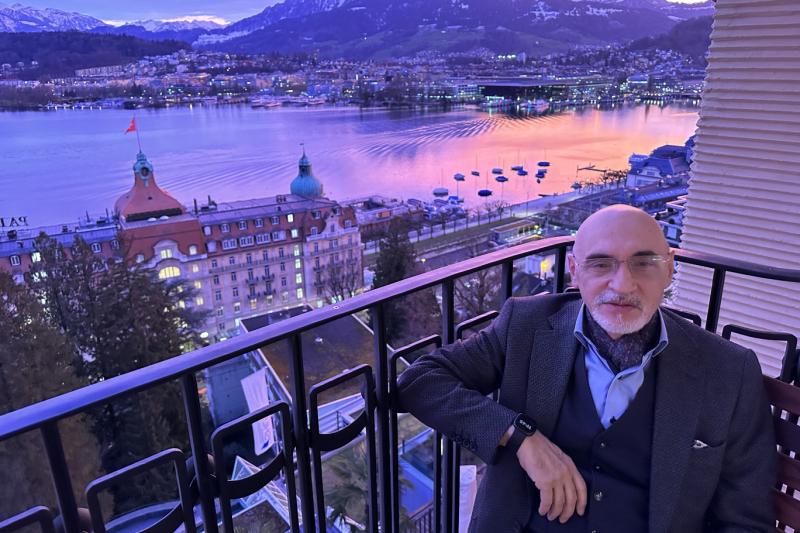 DR. Fikret Zengin, Luzern-İsviçre  .jpg