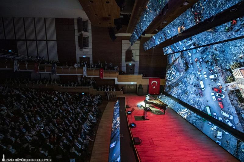 Karsu Dönmez İzmir İktisat Kongresi